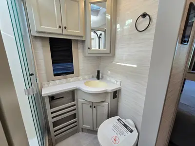 2027 Tiffin Motorhomes Allegro BAY photo 21