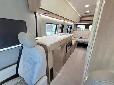 2027 Entegra Coach Insignia photo 8