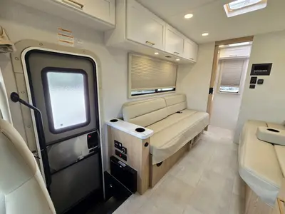 2027 Thor Motor Coach Chateau photo 14