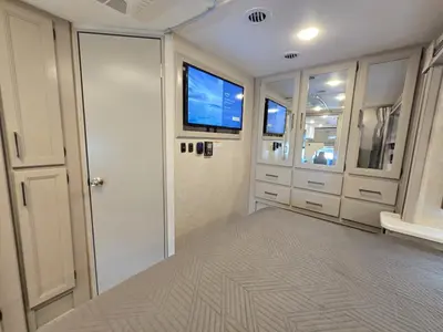 2024 Thor Motor Coach Quantum photo 20
