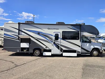 2024 Thor Motor Coach Quantum photo 29