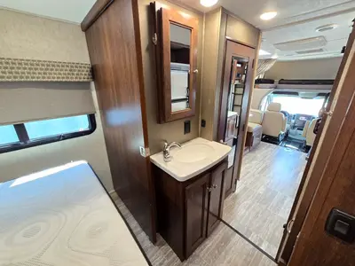 2019 Forest River Sunseeker photo 17
