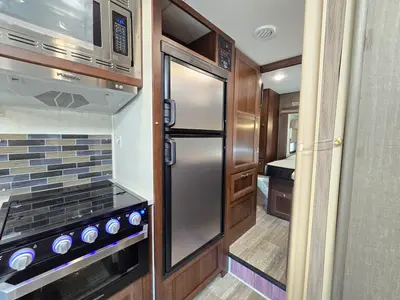 2019 Forest River Sunseeker photo 8