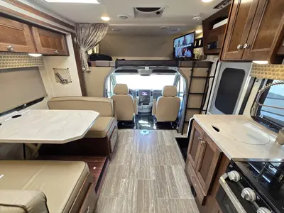 2019 Forest River Sunseeker photo 3