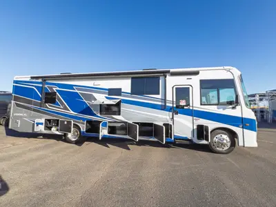2027 Entegra Coach Vision XL photo 21