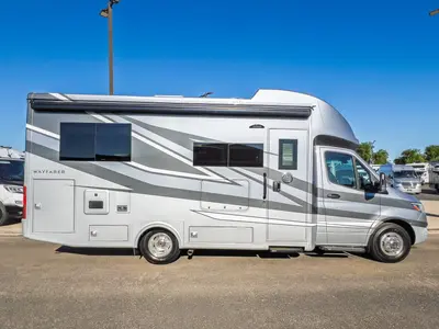 2027 Tiffin Motorhomes Wayfarer photo 17
