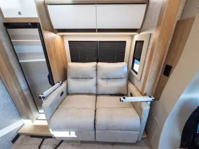 2027 Tiffin Motorhomes Wayfarer photo 8