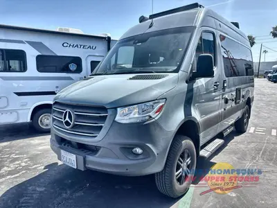 2025 Thor Motor Coach Sanctuary photo 11