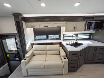 2027 Entegra Coach Accolade XL photo 11