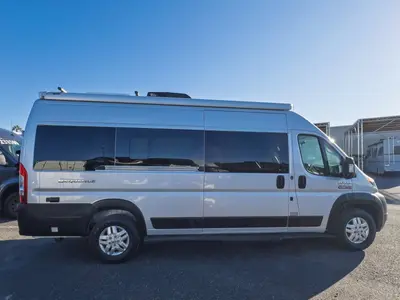 2022 Thor Motor Coach Sequence photo 17