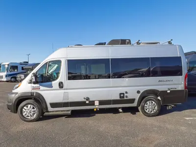 2022 Thor Motor Coach Sequence photo 19