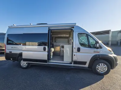 2022 Thor Motor Coach Sequence photo 18