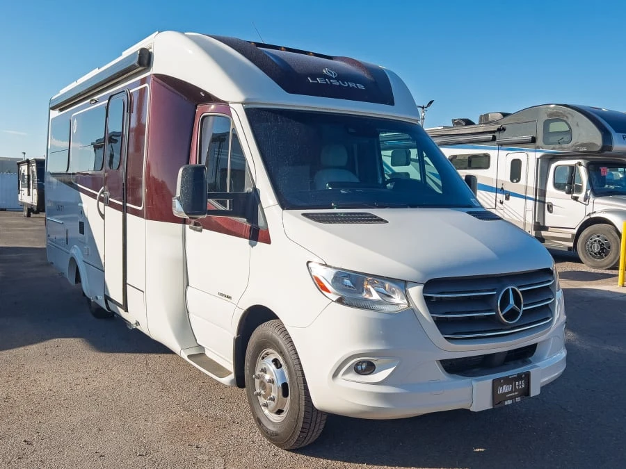 2020 Leisure Travel Unity exterior