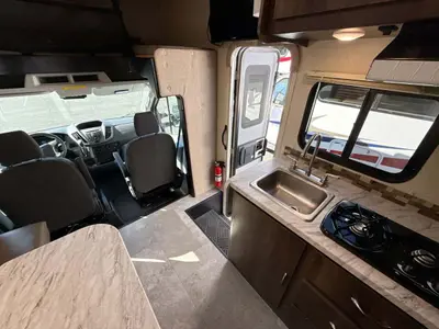2018 Coachmen Orion photo 13