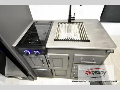 2027 Coachmen Remote photo 15