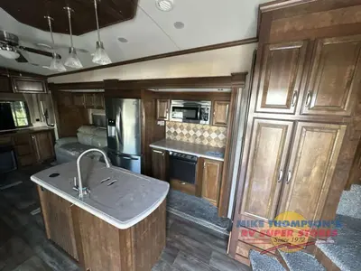 2016 Forest River RV Cardinal photo 13