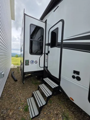 2023 GRAND DESIGN MOMENTUM G-CLASS photo 7