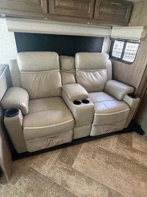 2020 FOREST RIVER GEORGETOWN 5 SERIES GT5 photo 16
