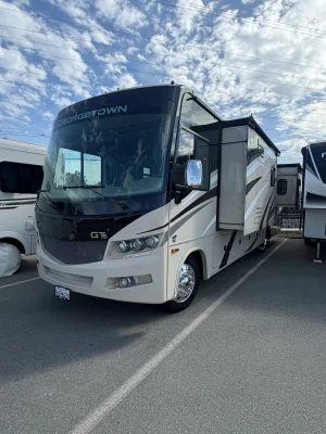 2020 FOREST RIVER GEORGETOWN 5 SERIES GT5 photo 2
