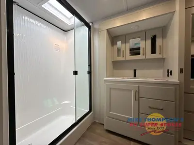 2026 Grand Design Influence photo 43