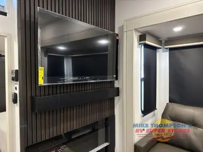 2026 Grand Design Influence photo 24