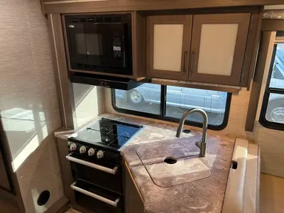 2023 Thor Motor Coach Four Winds photo 10