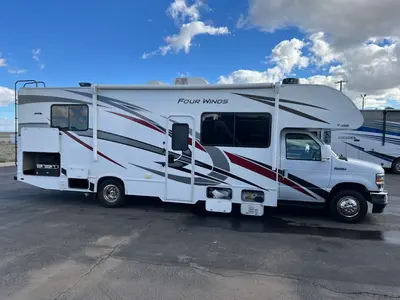 2023 Thor Motor Coach Four Winds photo 29