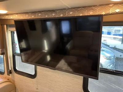 2023 Thor Motor Coach Four Winds photo 7