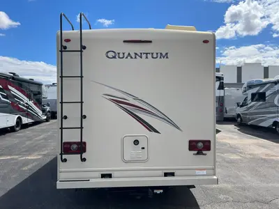 2020 Thor Motor Coach Quantum photo 27
