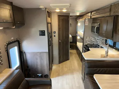 2022 Other Rebel 35R photo 6
