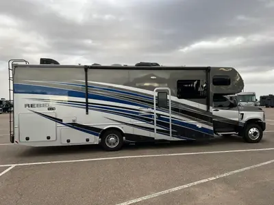 2022 Other Rebel 35R photo 28