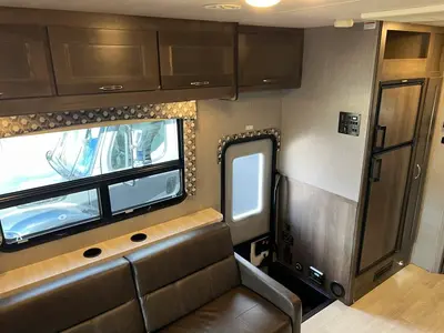 2022 Other Rebel 35R photo 14