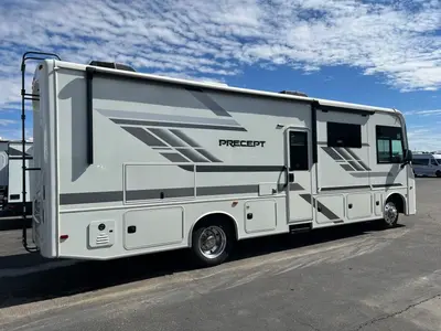 2026 Jayco Precept photo 27