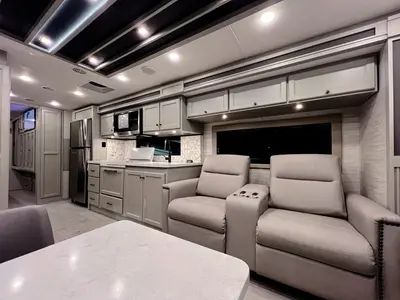 2027 Tiffin Motorhomes Allegro BAY photo 8