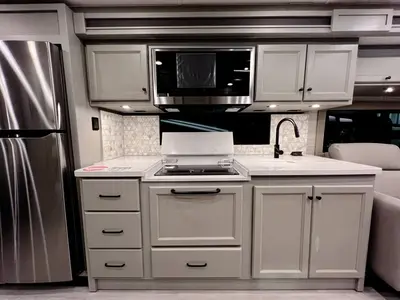 2027 Tiffin Motorhomes Allegro BAY photo 10