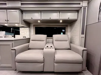 2027 Tiffin Motorhomes Allegro BAY photo 9