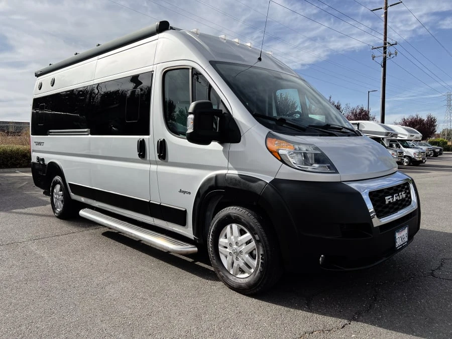 2022 Jayco Swift exterior