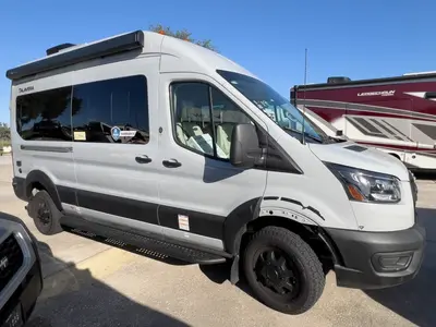2027 Thor Motor Coach Talavera photo 21