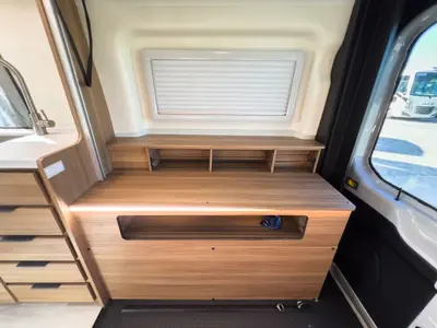 2027 Thor Motor Coach Talavera photo 7