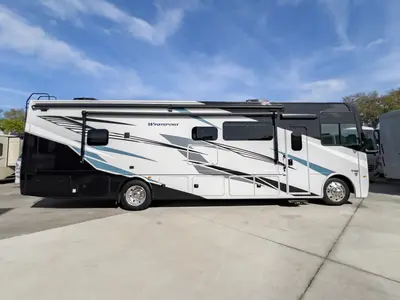 2025 Thor Motor Coach Windsport photo 30