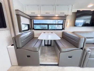 2025 Thor Motor Coach Windsport photo 15