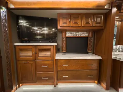 2018 Tiffin Motorhomes Allegro BUS photo 22