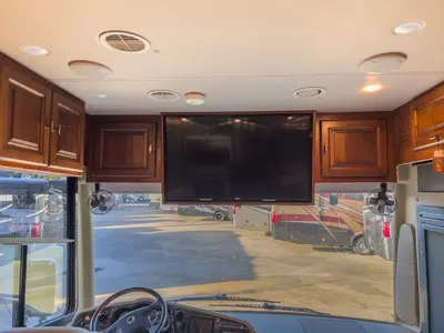 2018 Tiffin Motorhomes Allegro BUS photo 4