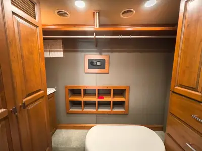 2018 Tiffin Motorhomes Allegro BUS photo 23