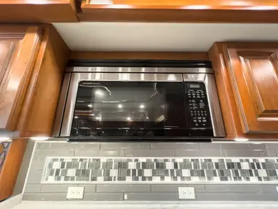 2018 Tiffin Motorhomes Allegro BUS photo 10