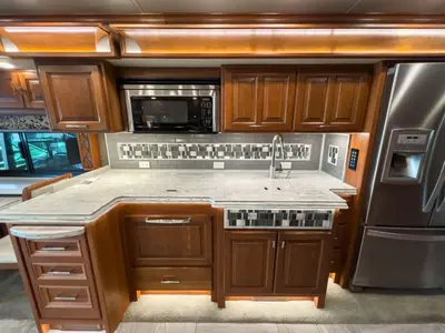 2018 Tiffin Motorhomes Allegro BUS photo 7