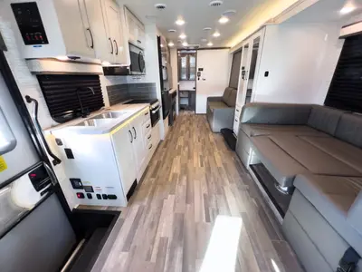 2025 Entegra Coach Odyssey photo 5