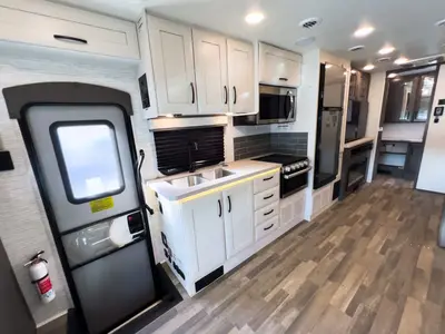 2025 Entegra Coach Odyssey photo 6