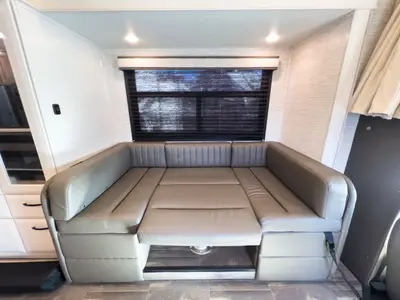 2025 Entegra Coach Odyssey photo 14