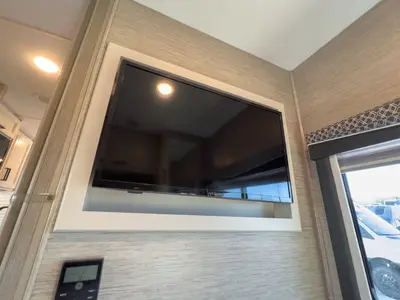 2022 Thor Motor Coach Four Winds photo 17